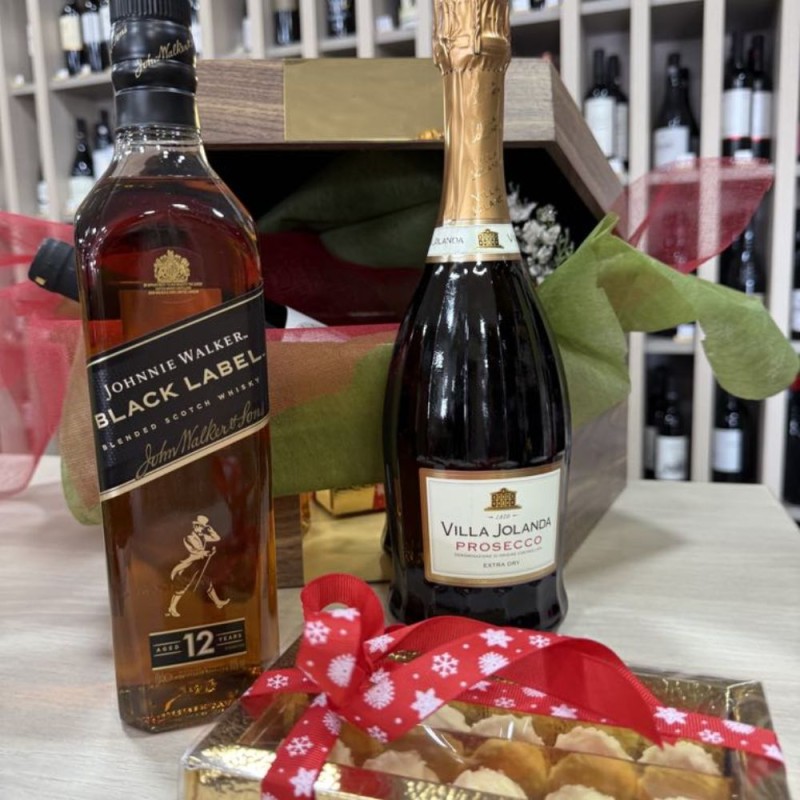 Johnnie Walker Black Label & Prosecco Johnnie Walker Black Label & Prosecco